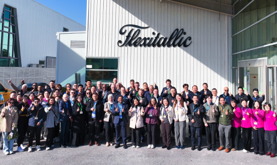 Delegates visit Flexitallic Gasket Technology’s Suzhou manufacturing plant in China.